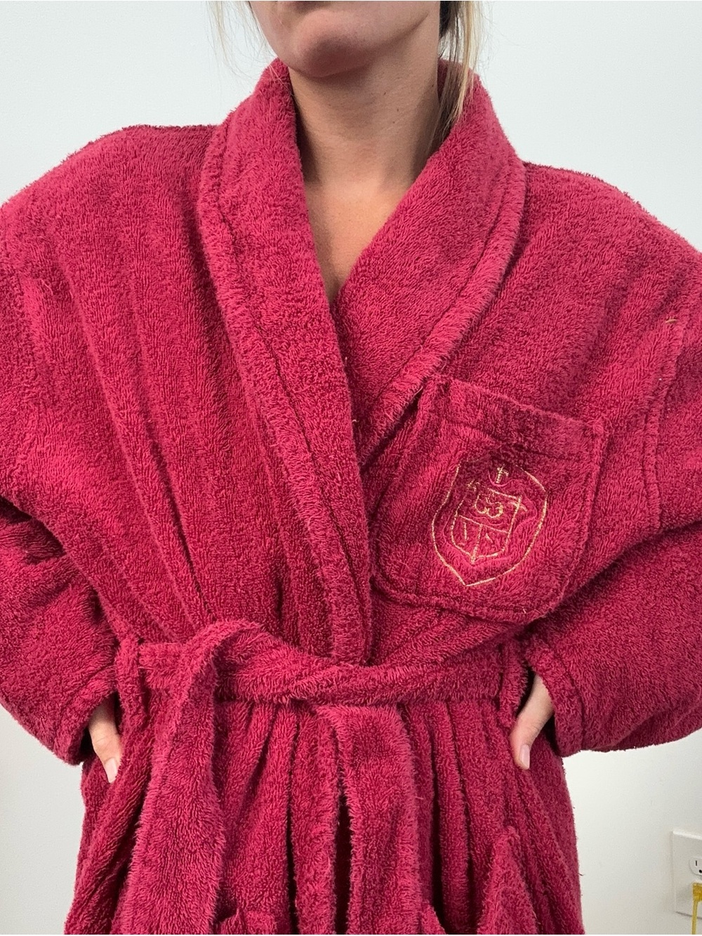 Victoria's Secret Plush Shawl-Collar Robe in Deep Raspberry - Picture 10 of 15